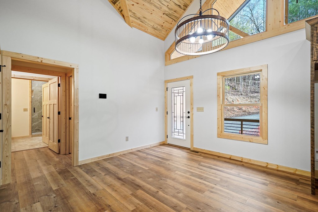 641 Bryant Farm Lane Property Photo 10