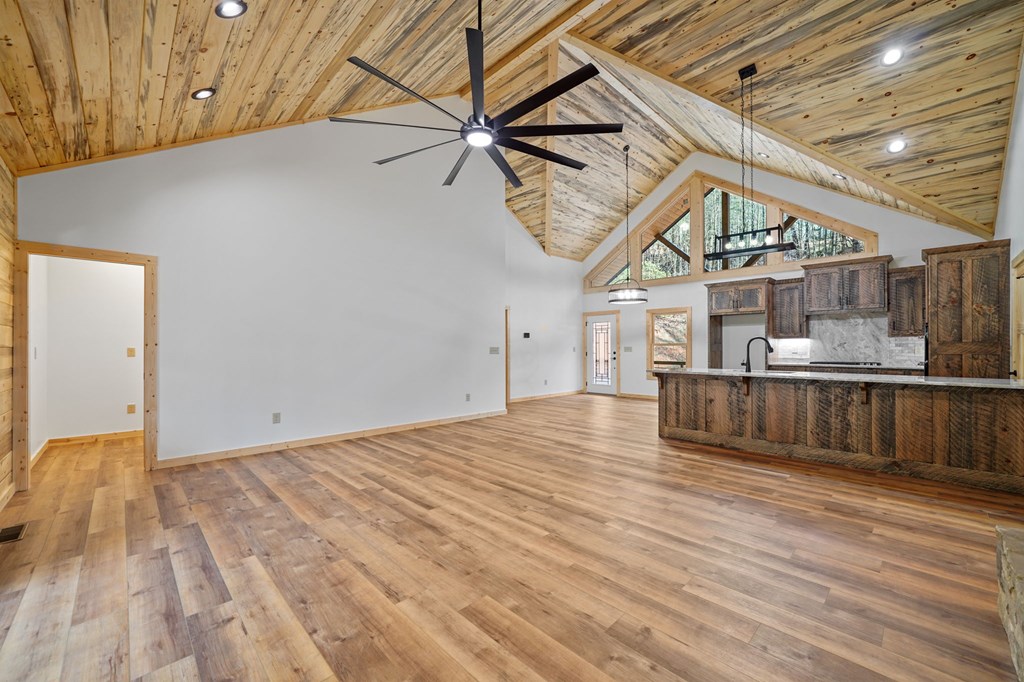 641 Bryant Farm Lane Property Photo 18