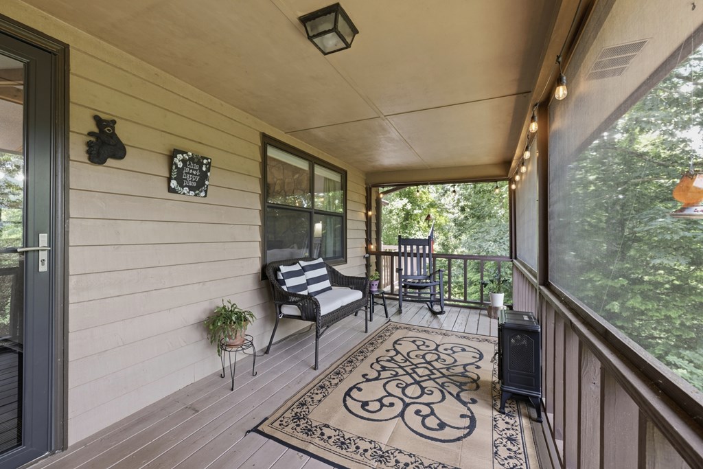 93 Jamie Lane Property Photo 36