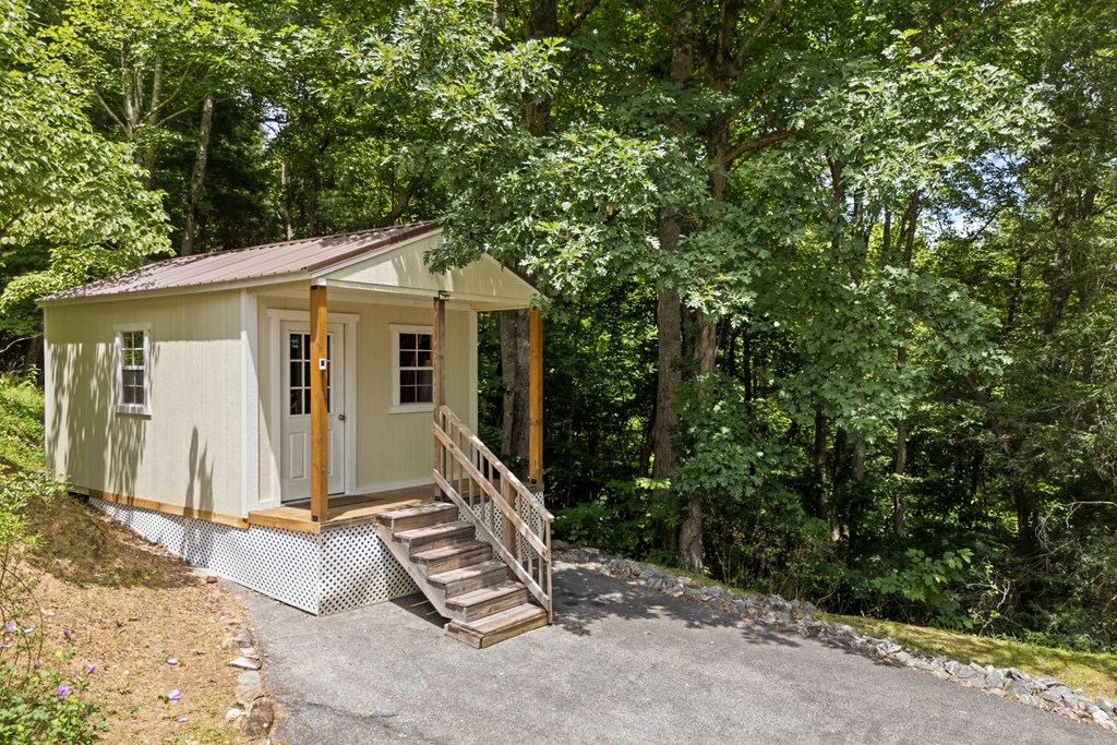 93 Jamie Lane Property Photo 58