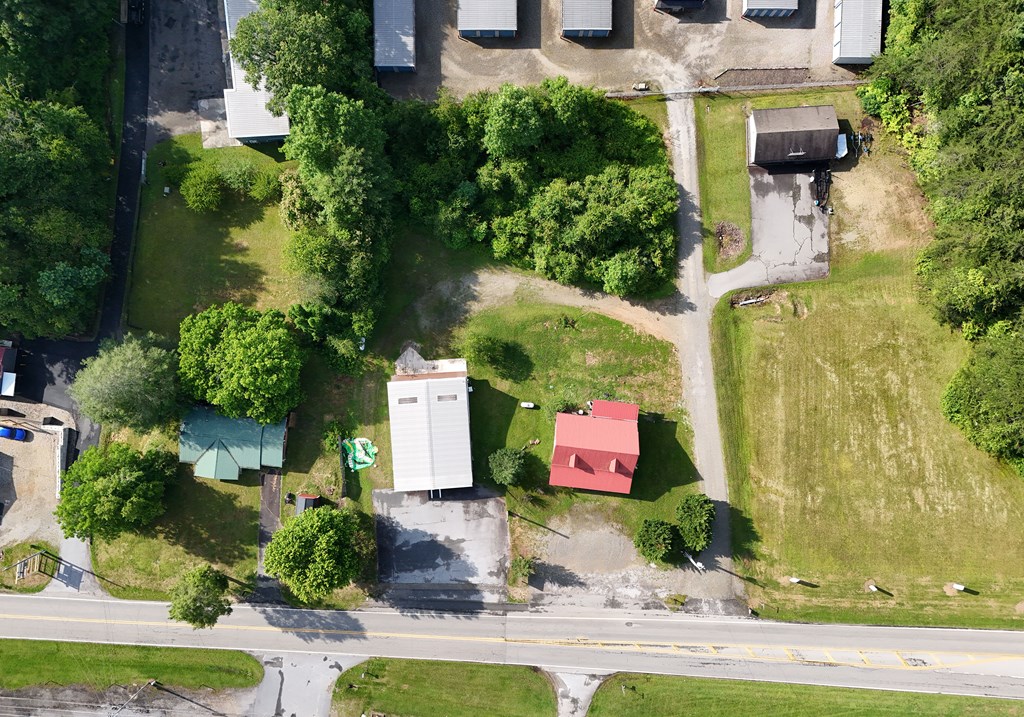 1609 Blue Ridge Hwy Property Photo 8