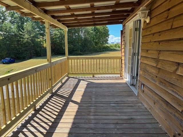 1609 Blue Ridge Hwy Property Photo 20