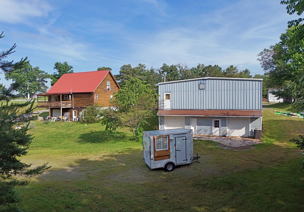 1609 Blue Ridge Hwy Property Photo 7