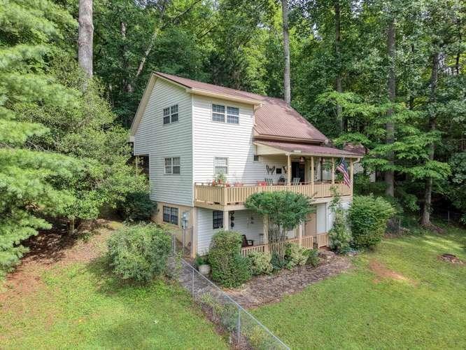 3609 Fodder Creek Road Property Photo 7