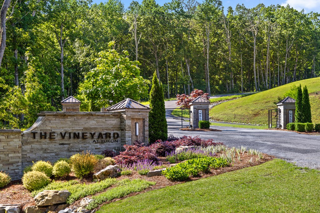 Lot 9+92 High Summit Drive Property Photo 17