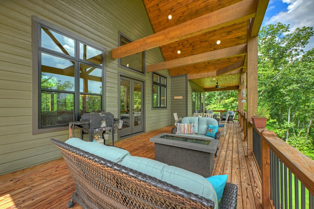 1567 Hap Holt Road Property Photo 29