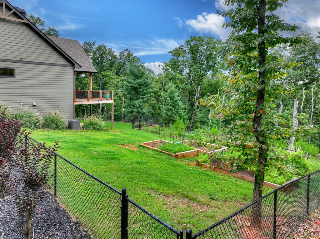 1567 Hap Holt Road Property Photo 56