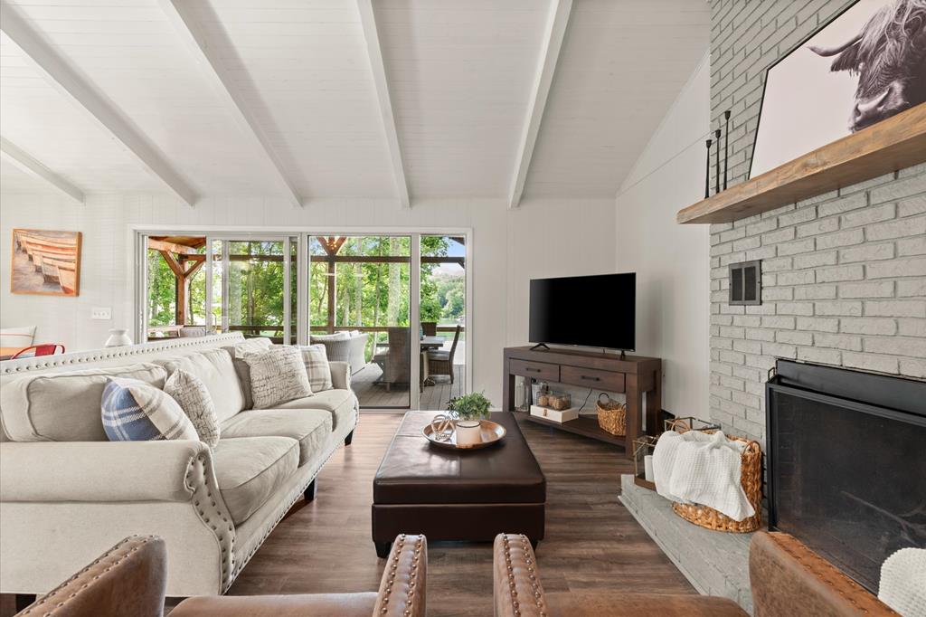 3755 Woods Creek Drive Property Photo 42