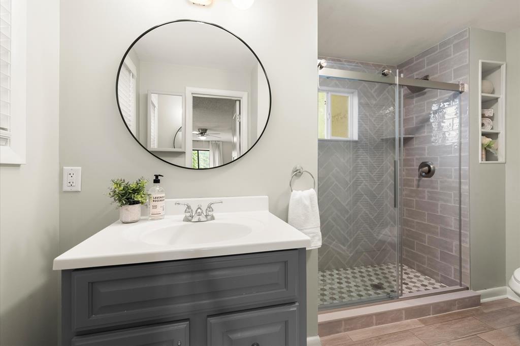 3755 Woods Creek Drive Property Photo 58