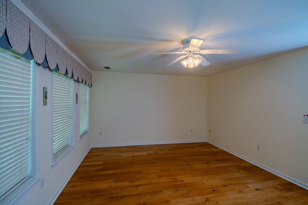 4 Lance Lane Property Photo 11