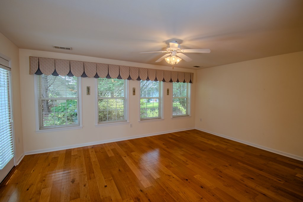 4 Lance Lane Property Photo 13