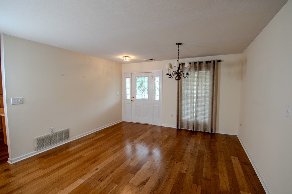 4 Lance Lane Property Photo 18