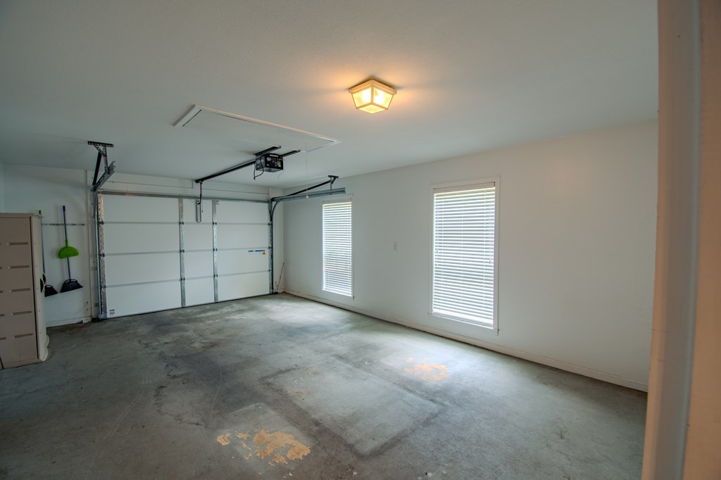 4 Lance Lane Property Photo 21