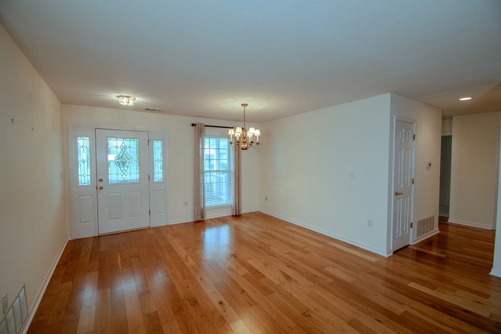4 Lance Lane Property Photo 29