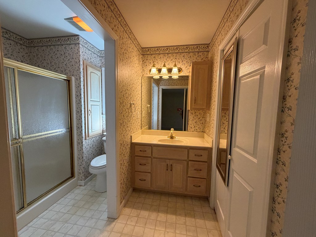 4 Lance Lane Property Photo 36