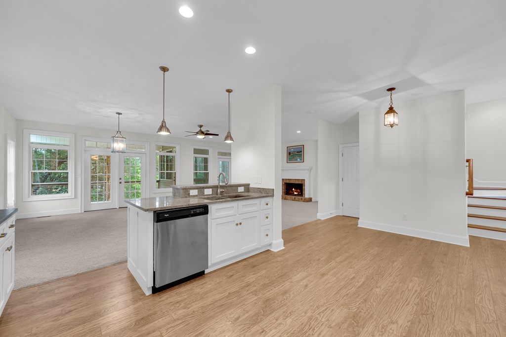 27 Classic Drive Property Photo 11