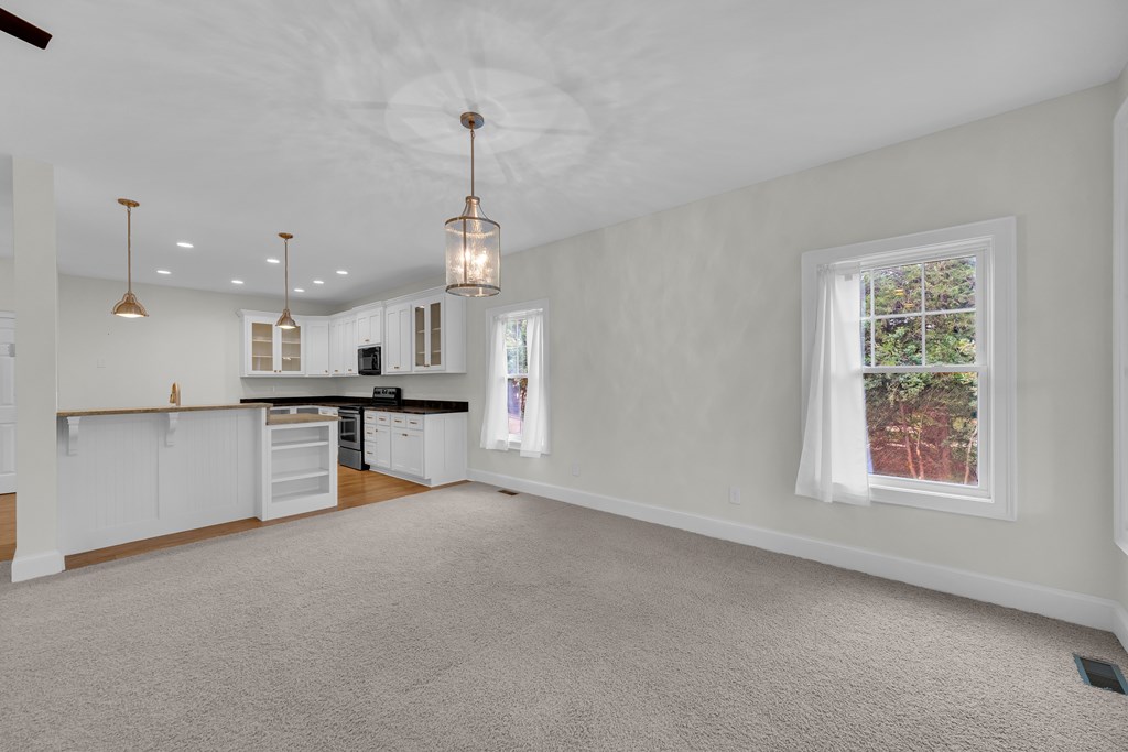27 Classic Drive Property Photo 20