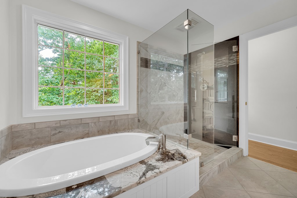 27 Classic Drive Property Photo 39