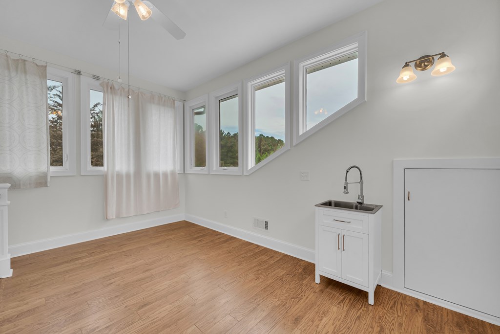 27 Classic Drive Property Photo 49