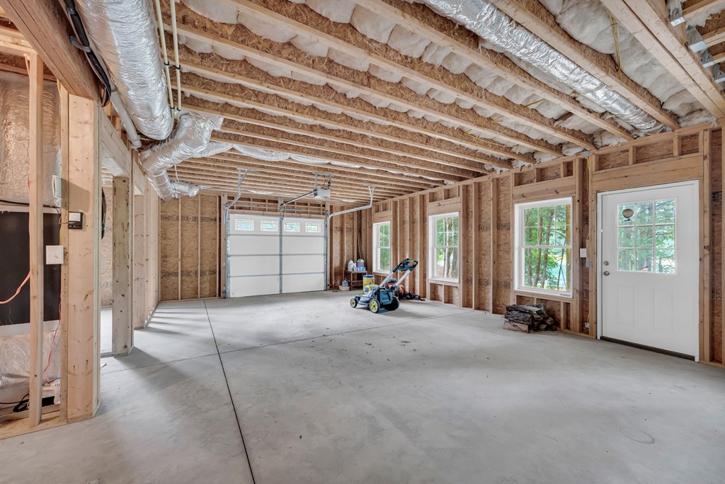 27 Classic Drive Property Photo 53