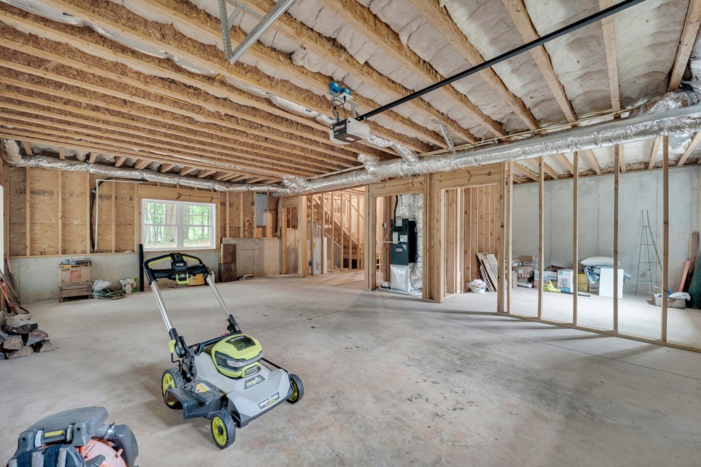27 Classic Drive Property Photo 55