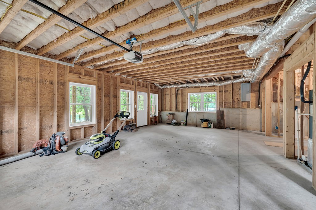 27 Classic Drive Property Photo 56