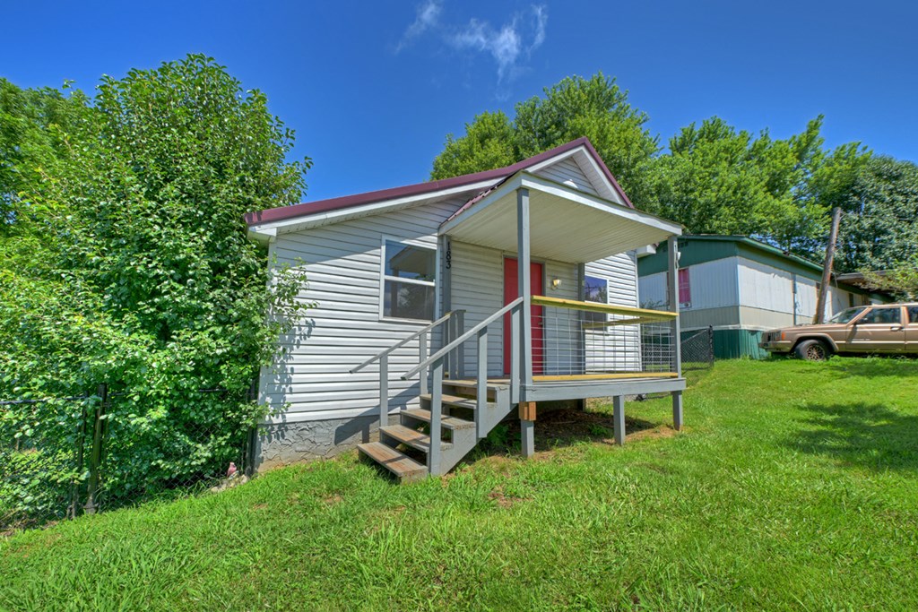183 Main Street Property Photo 3
