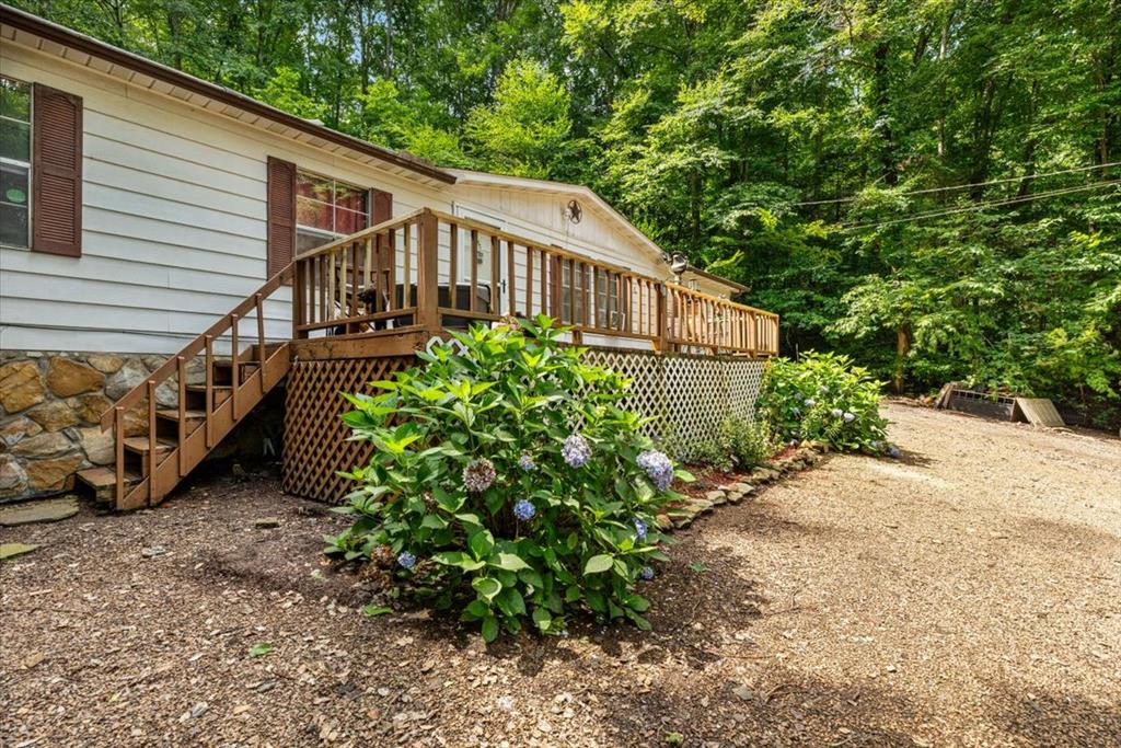 476 Claude Rogers Road Property Photo 3