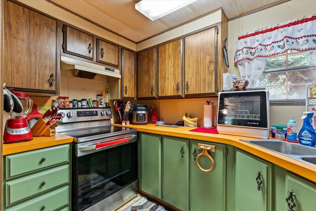 476 Claude Rogers Road Property Photo 18