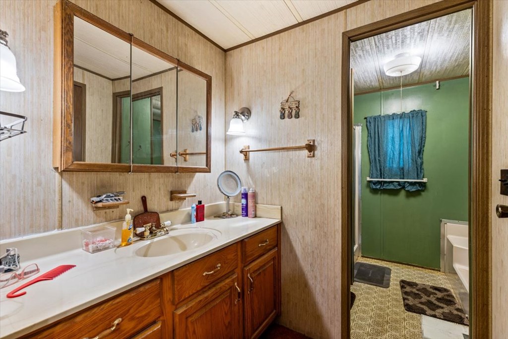 476 Claude Rogers Road Property Photo 23
