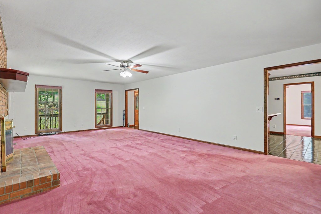 93 Lori Lane Property Photo 16