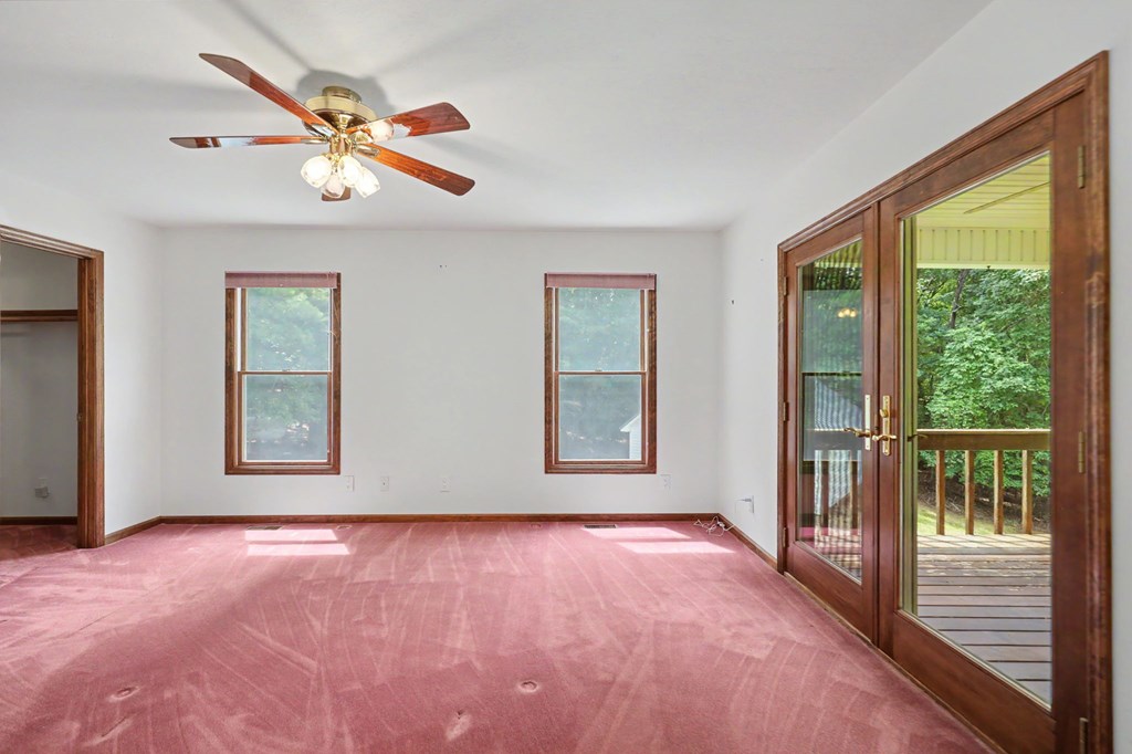 93 Lori Lane Property Photo 29