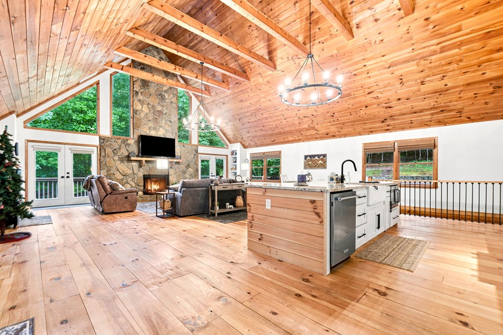 314 Northcutt Road Property Photo 4