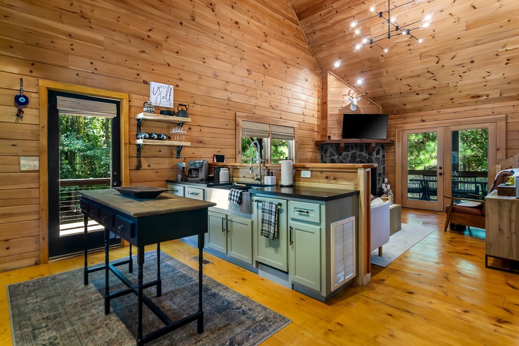 16 Toccoa Ridge Road Property Photo 5