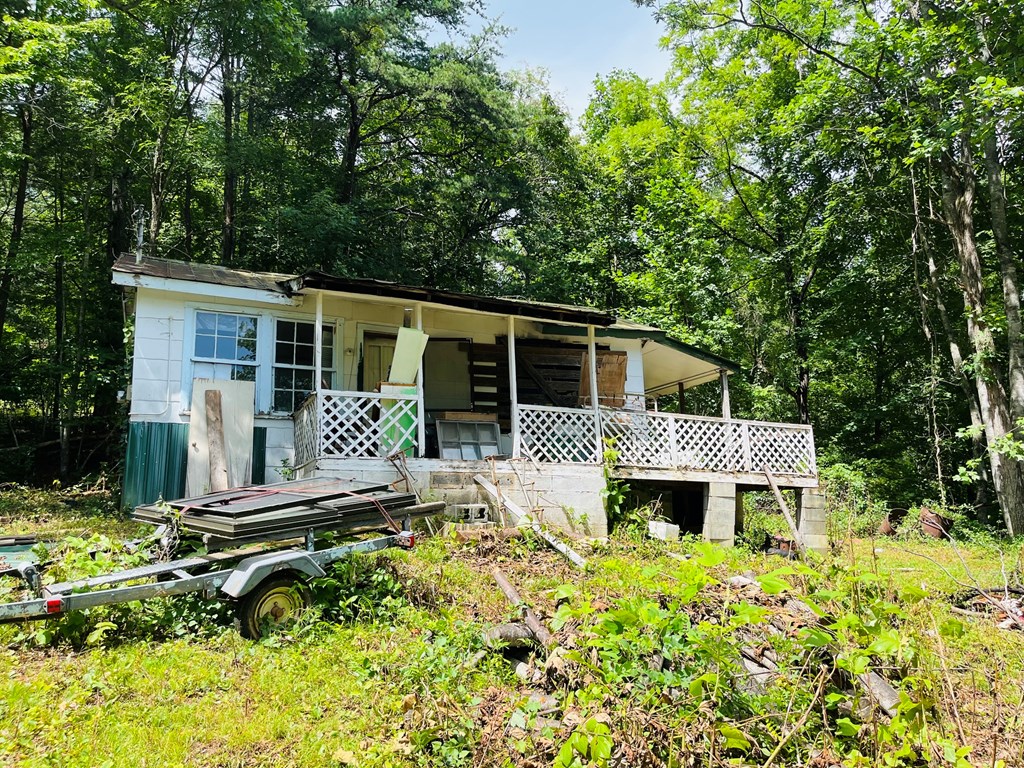 586 Pounding Mill Road Property Photo 16