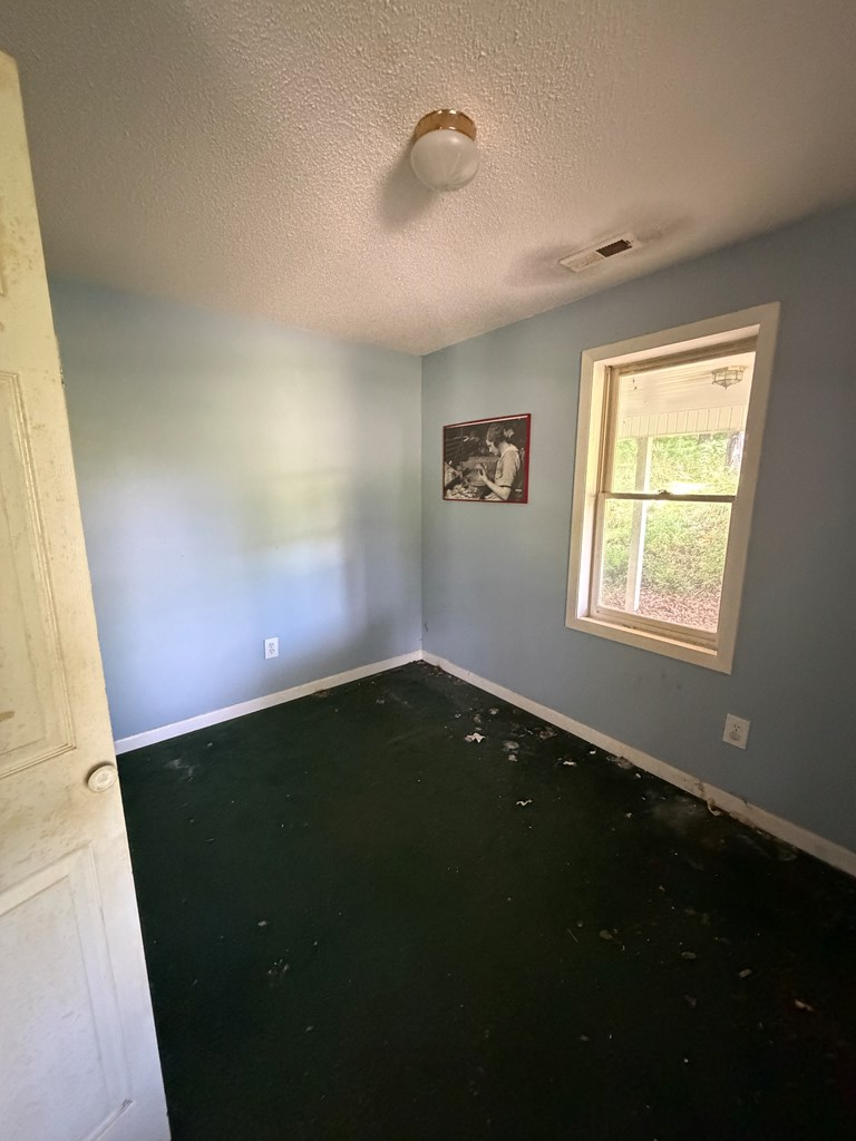 1634 Crisp Road Property Photo 8