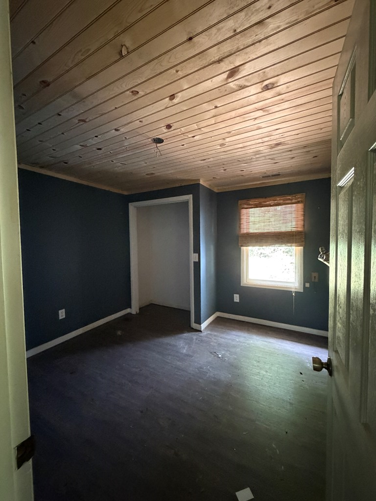 1634 Crisp Road Property Photo 11