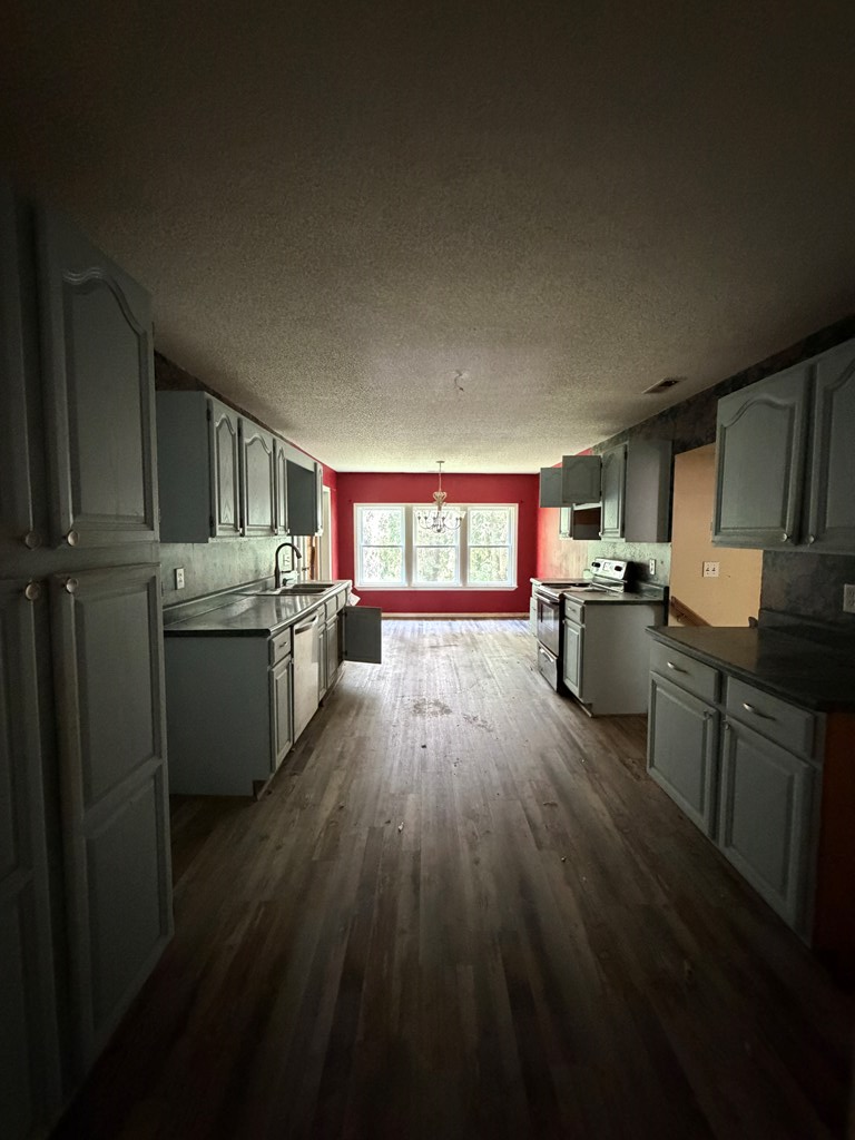 1634 Crisp Road Property Photo 13