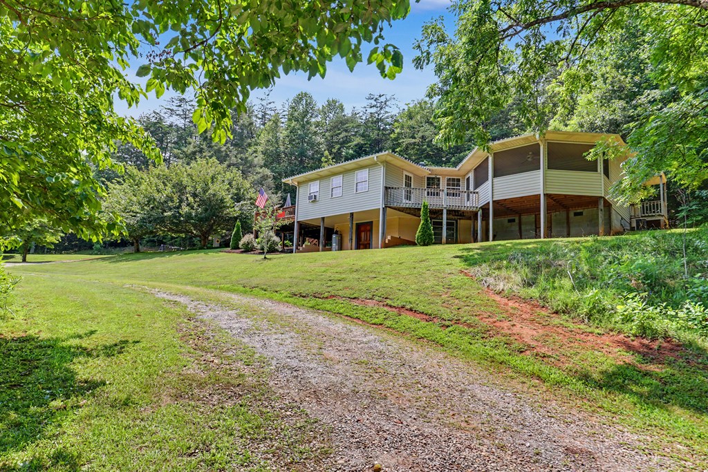 3429 Fodder Creek Road Property Photo 3