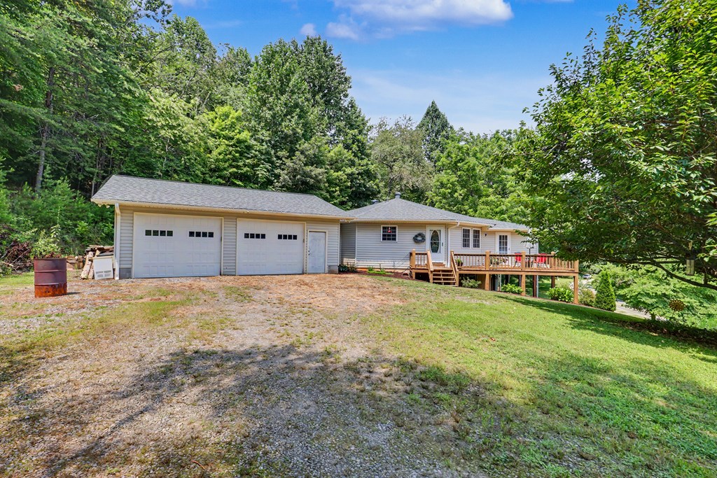 3429 Fodder Creek Road Property Photo 5