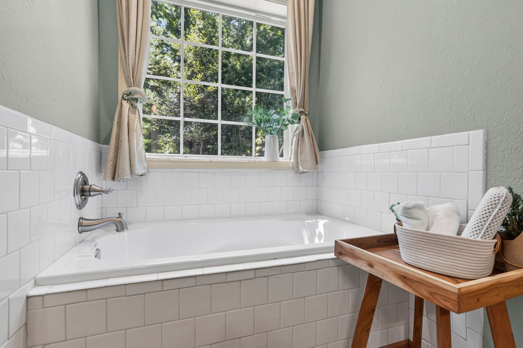 611 Monocle Drive Property Photo 43