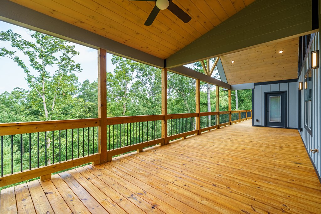 313 Jeff Drive Property Photo 6