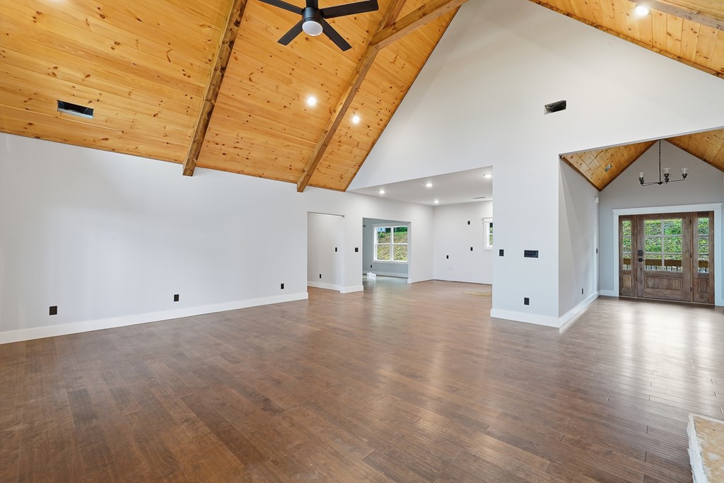313 Jeff Drive Property Photo 10