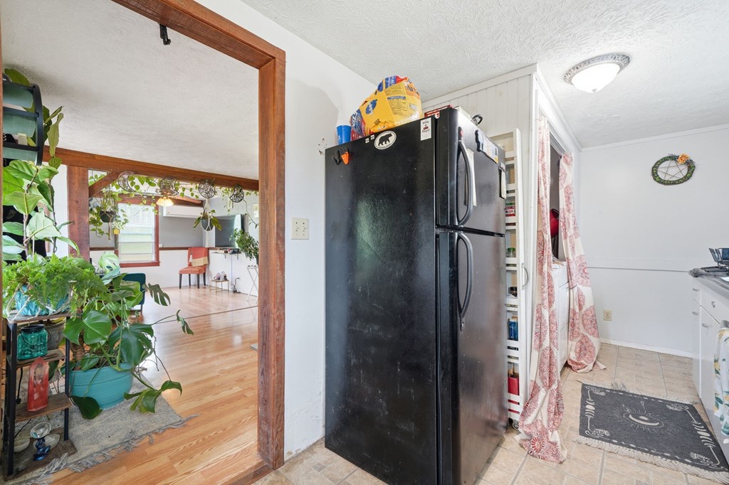 231 Ada Street Property Photo 16