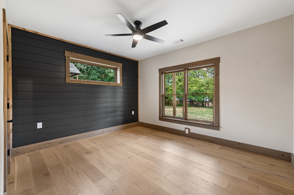 287 State Street Property Photo 52