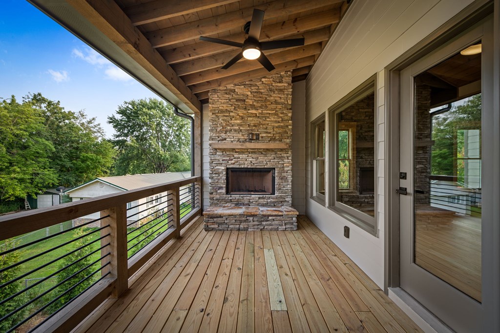 287 State Street Property Photo 56