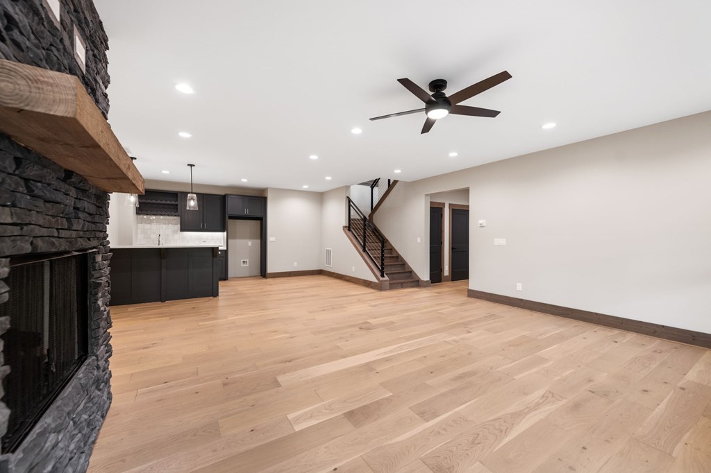 287 State Street Property Photo 59