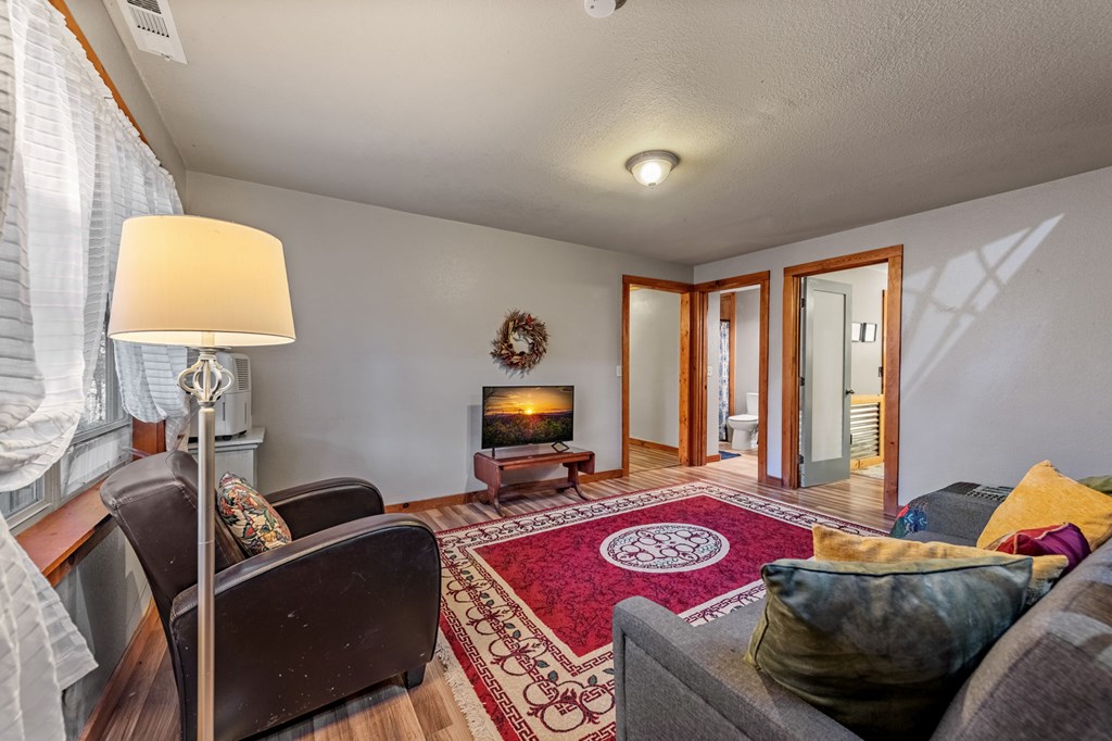 90 Hay Lane Property Photo 36