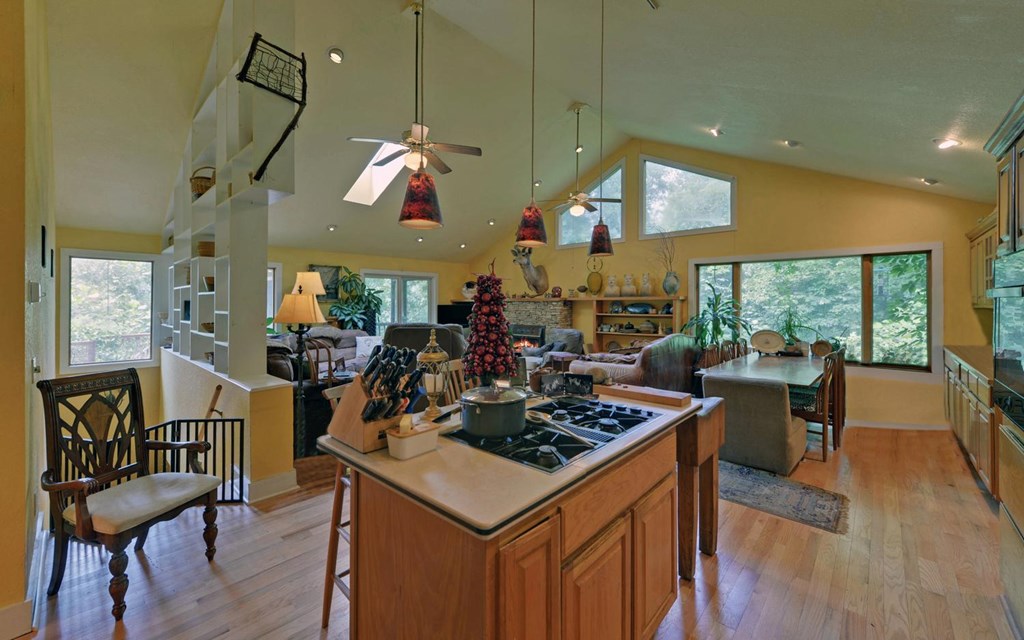 475 Rivercane Road Property Photo 6