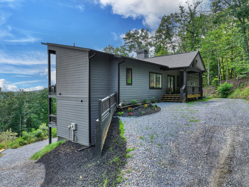 100 Boundless Trail Property Photo 6